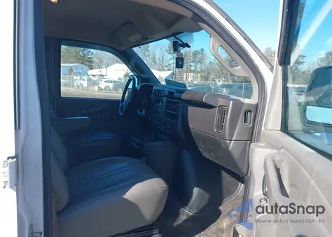 2023 GMC Savana Cargo Rwd 2500 Regular Wheelbase Work Van z USA, uszkodzony, nr VIN 1GTW7AFPXP1110302